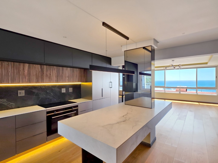 2 Bedroom Property for Sale in Sea Point Western Cape